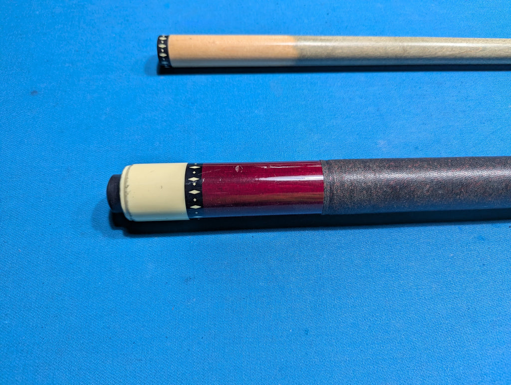 McDermott Lucky cue burgundy with a black linen wrap