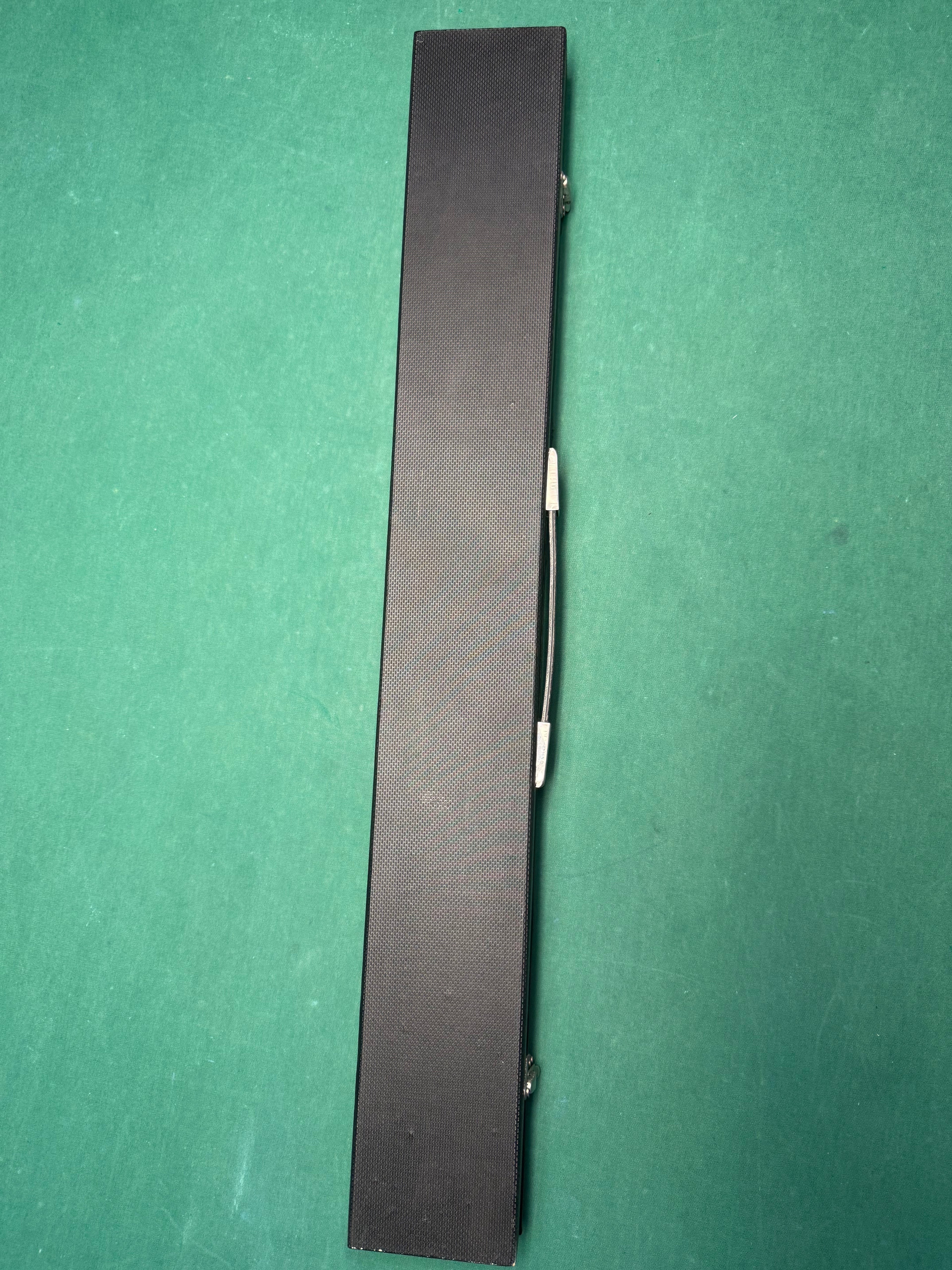 Hoppe-Style Butt with Decorative Turned Butt Sleeve Cue w/ Hard Case