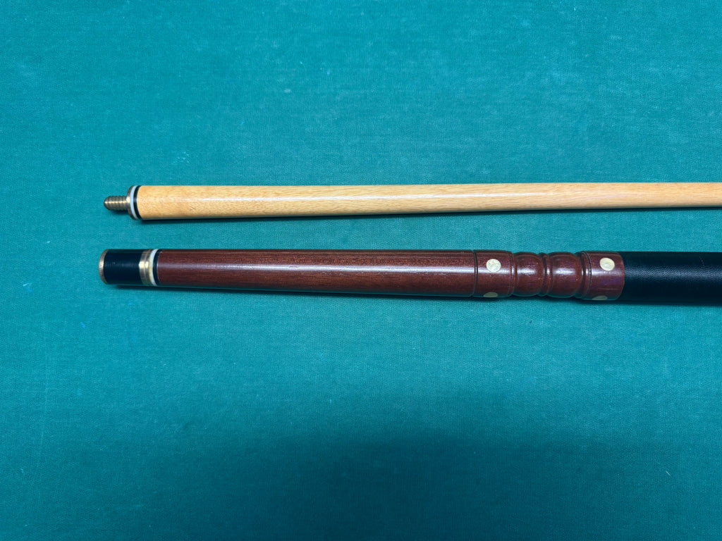 Hoppe-Style Butt with Decorative Turned Butt Sleeve Cue w/ Hard Case