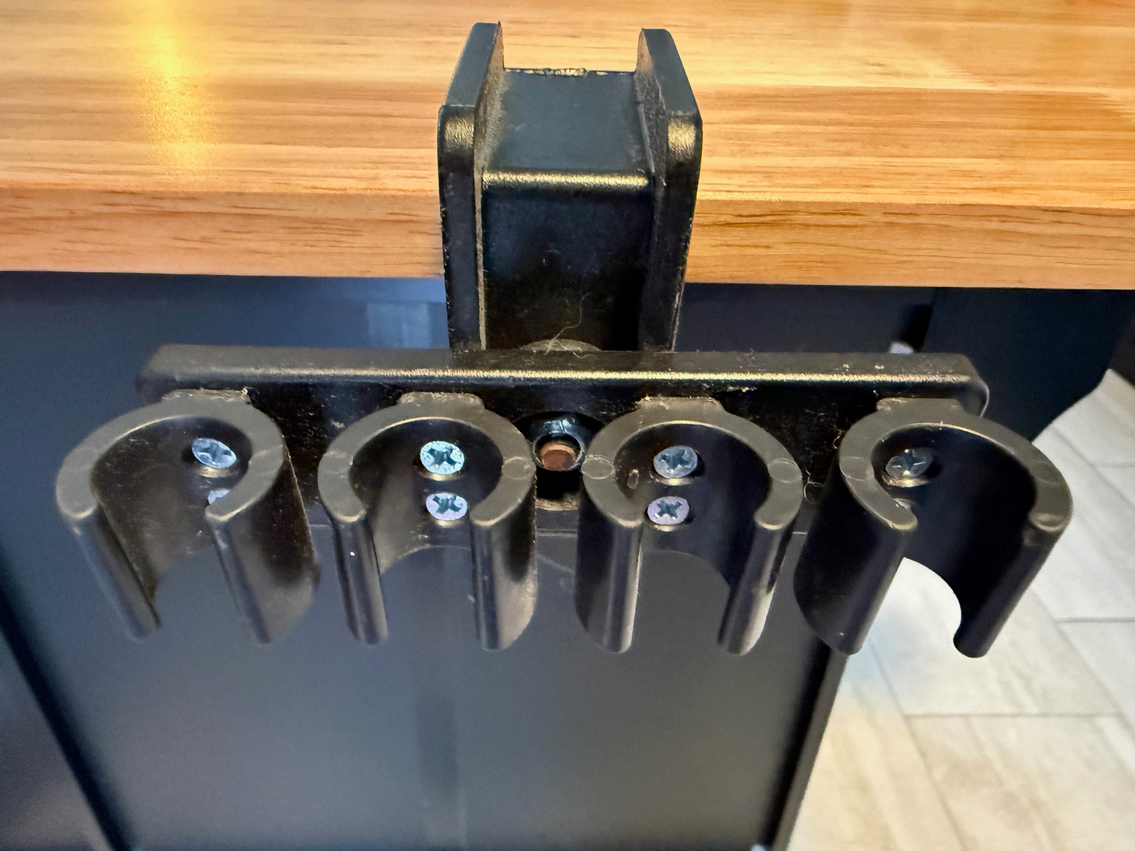 Porper 4 Cue holder