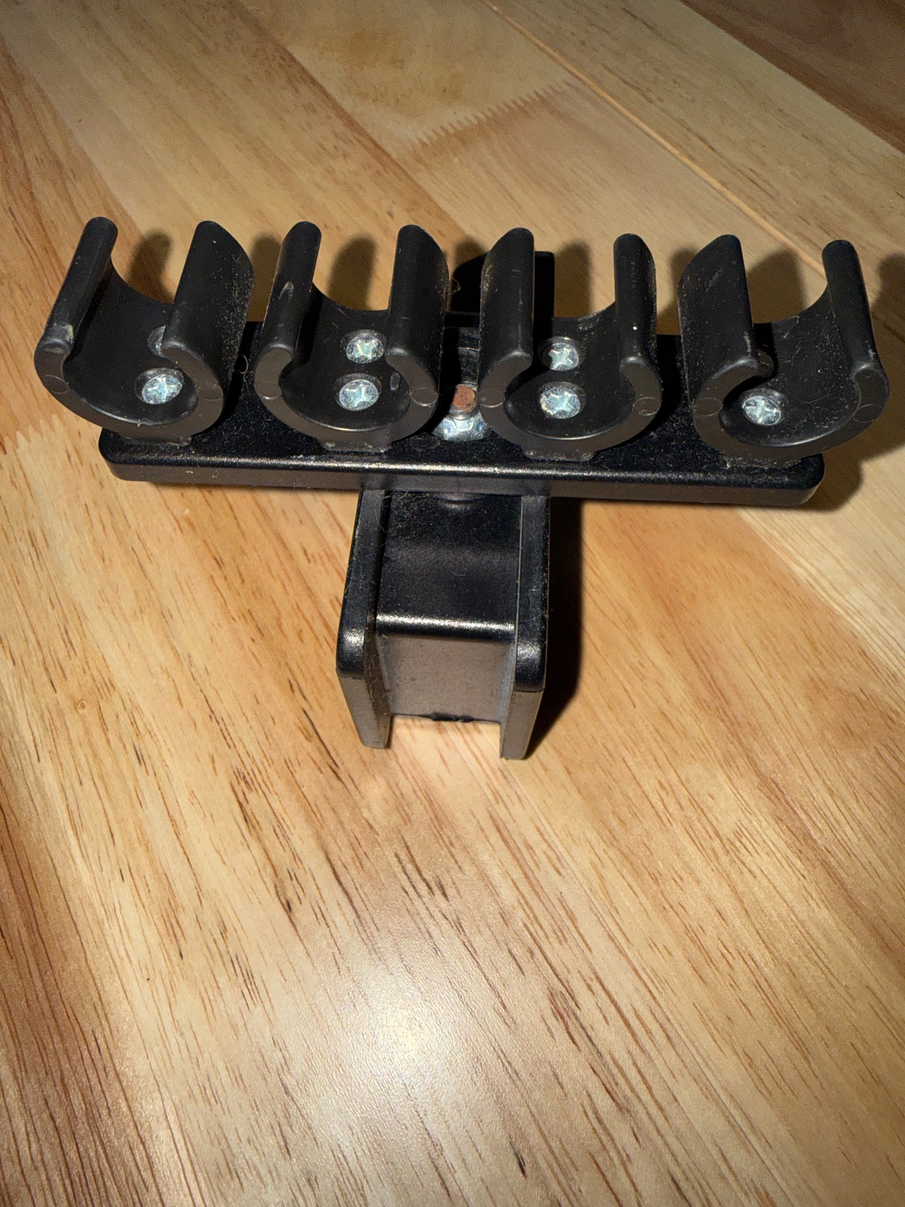 Porper 4 Cue holder