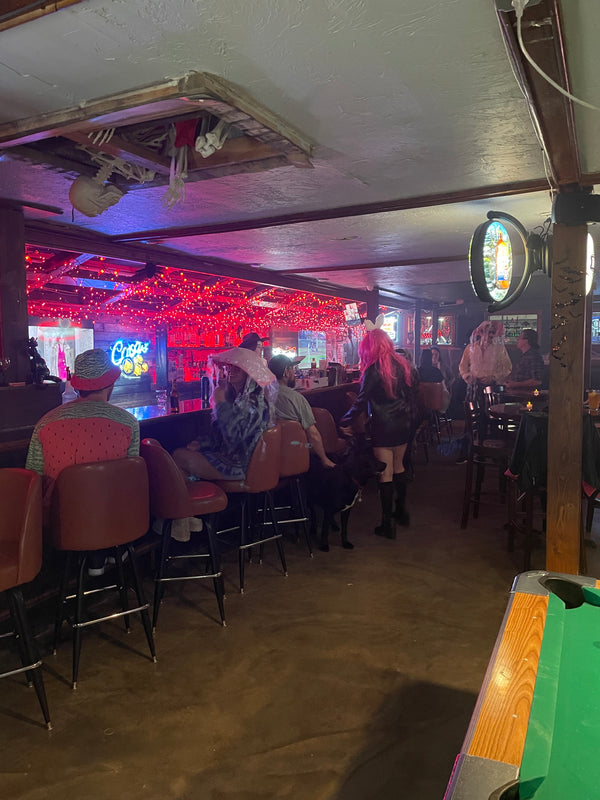 Image of bar the Tailgate Tavern 1