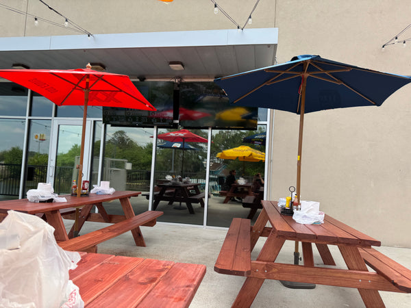Image of restaurant the Tailgators Pub & Grill Lake Conroe 1