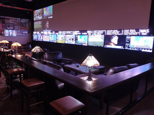 Image of bar the Dotty's 1