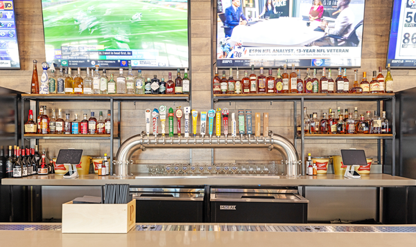 Image of restaurant the Dirty Birds Sports Bar & Grill 1