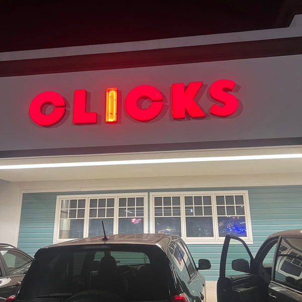 Image of bar the CLICKS Billiards 1