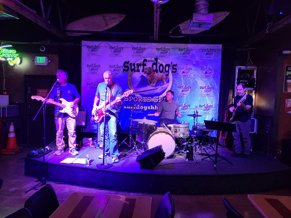 Image of bar the Surf Dog's Sports Grill 1