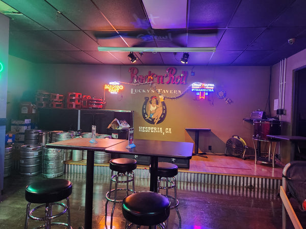 Image of bar the Lucky's Tavern 1