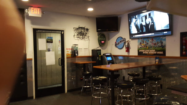 Image of bar the Ding's Cocktail Lounge 1