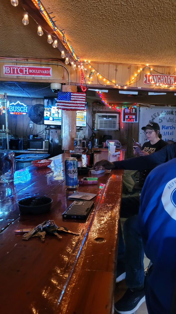Image of bar the Fifth Wheel Lounge 1