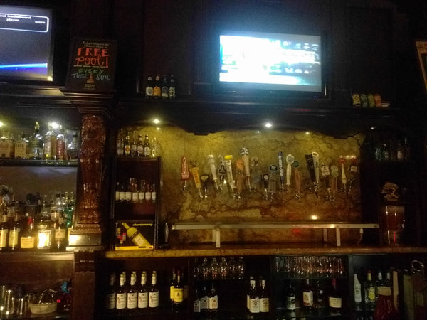 Image of bar the Green Door On Second 1