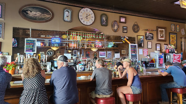 Image of bar the Gary's Place 1