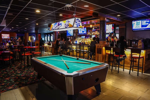 Image of bar the Champs Hawaii 1